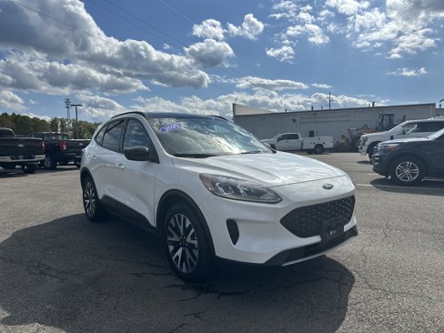 Used 2020 Ford Escape SE Sport image 3