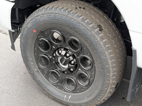 New 2026 Ford F250 Lariat w/ Black Appearance Package image 11