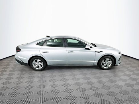Certified 2025 Hyundai Sonata SE image 4
