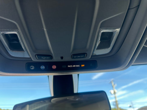 Used 2022 Chevrolet Silverado 1500 RST image 16