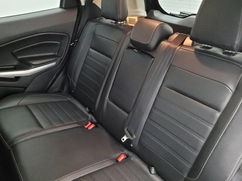 Used 2021 Ford EcoSport Titanium image 18
