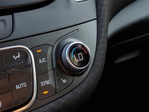 Used 2023 Chevrolet Malibu LT image 22