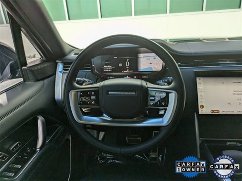 Certified 2025 Land Rover Range Rover SE image 16