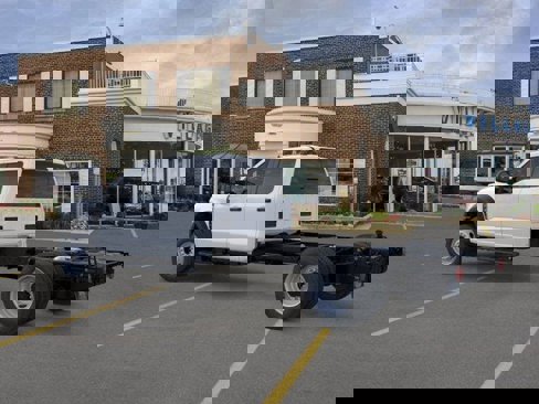 New 2026 Ford F550 4x4 Crew Cab image 11