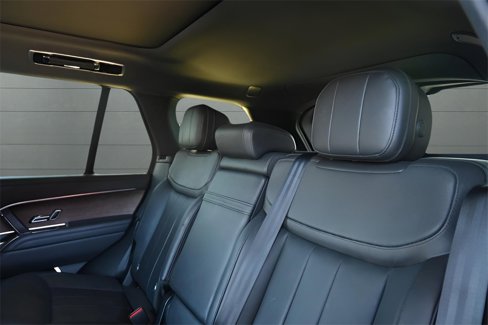 Used 2023 Land Rover Range Rover SE image 39