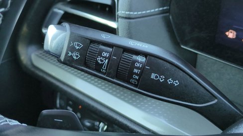 Used 2024 Chevrolet Traverse LT image 25