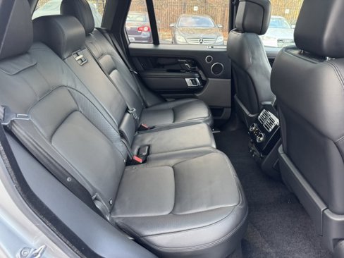Used 2018 Land Rover Range Rover HSE image 26