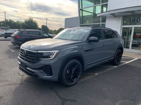 New 2025 Volkswagen Atlas Cross Sport SEL R-Line image 8