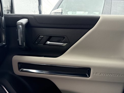 New 2026 GMC Hummer EV SUV image 18