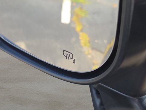 Certified 2025 Subaru Forester Limited image 12