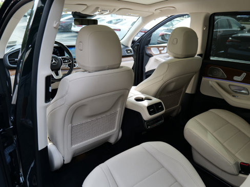 Used 2022 Mercedes-Benz GLS 450 4MATIC image 52