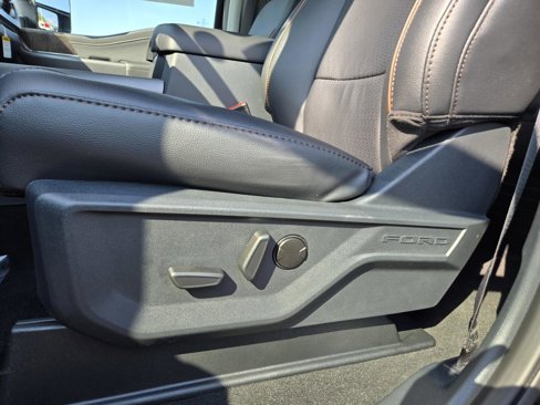 New 2026 Ford F250 Lariat image 17