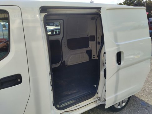 Used 2018 Nissan NV200 SV image 12