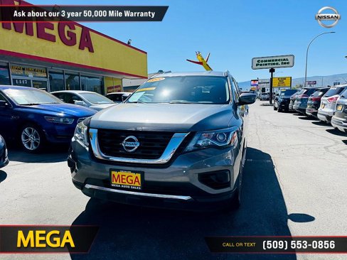 Used 2020 Nissan Pathfinder S image 4