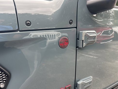 New 2025 Jeep Wrangler Unlimited Rubicon w/ Technology Group image 20