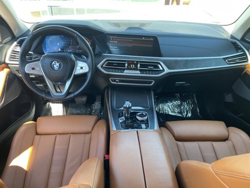 Used 2022 BMW X7 xDrive40i w/ Premium Package image 16