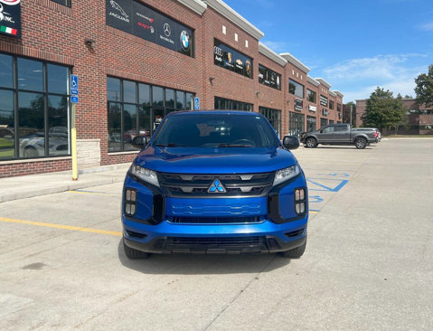 Used 2020 Mitsubishi Outlander Sport Black Edition image 3