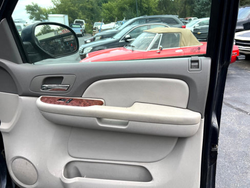Used 2007 Chevrolet Avalanche LT w/ LT Preferred Equipment Group image 15
