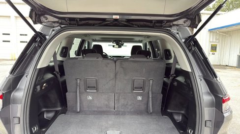 Used 2024 Jeep Grand Cherokee L Laredo image 8