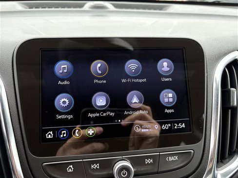 Used 2024 Chevrolet Equinox LT image 12