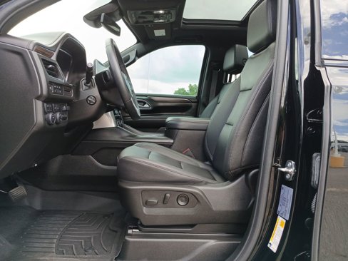 Used 2023 Chevrolet Tahoe Z71 w/ Luxury Package image 20