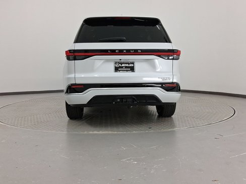 New 2026 Lexus TX 500h AWD image 10