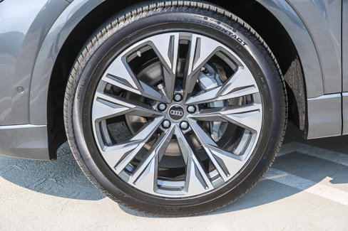 New 2025 Audi Q8 Premium Plus image 9