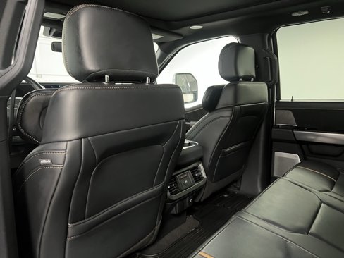 Used 2024 Ford F350 Platinum w/ Tremor Off-Road Package image 58