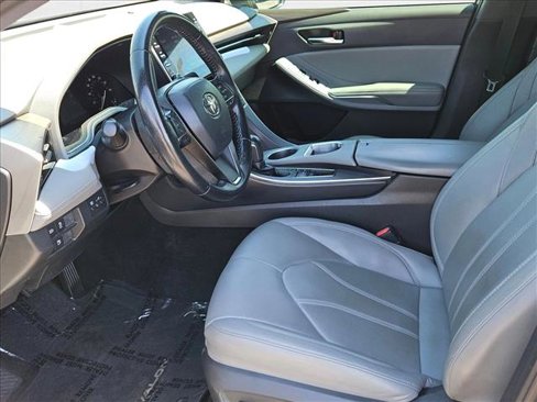 Used 2019 Toyota Avalon XLE image 15