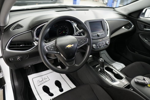 Used 2016 Chevrolet Malibu LT image 28