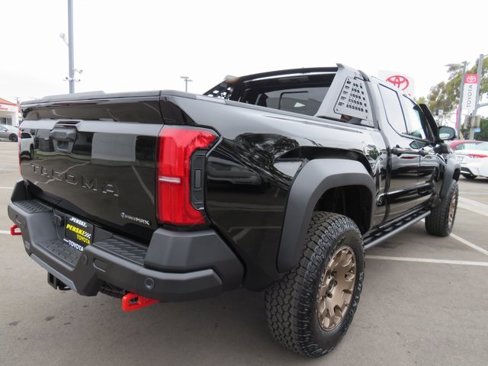 New 2025 Toyota Tacoma Trailhunter image 15