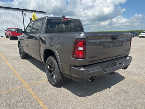 New 2026 RAM 1500 4x4 Crew Cab image 8