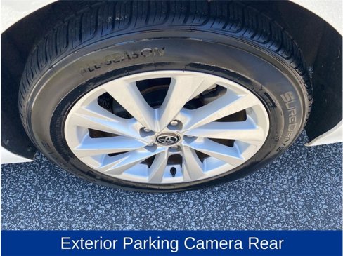 Used 2022 Toyota Camry LE image 11