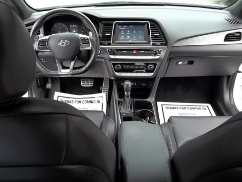 Used 2018 Hyundai Sonata Sport image 16