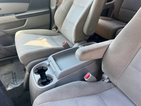 Used 2012 Honda Odyssey EX image 40