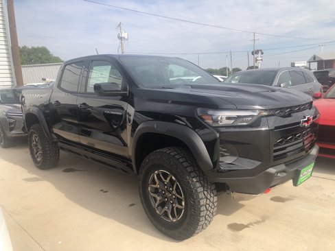 New 2026 Chevrolet Colorado ZR2 image 2