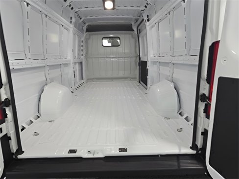 Used 2025 RAM ProMaster 3500 w/ Convenience Group image 15