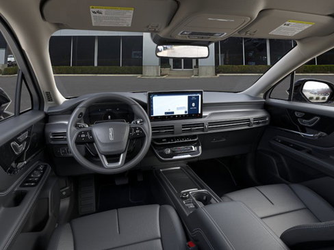 New 2025 Lincoln Corsair FWD image 9