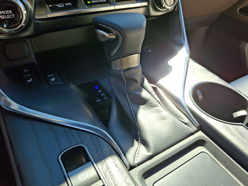 New 2025 Lexus LX 600 4WD w/ Luxury Package image 9