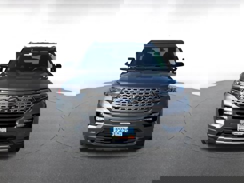 Used 2024 Ford Explorer Limited image 3