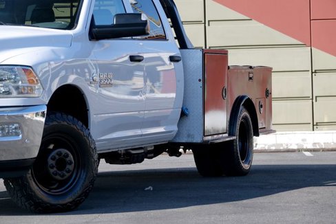 Used 2018 RAM 3500 Tradesman w/ Chrome Appearance Group image 9