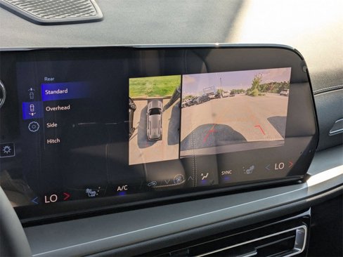 New 2026 Chevrolet Traverse LT w/ Enhanced Driving Package image 25