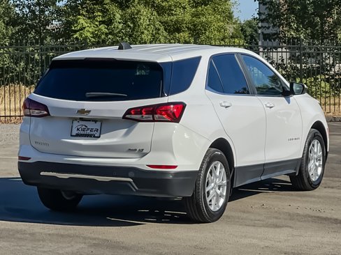 Used 2022 Chevrolet Equinox LT image 4