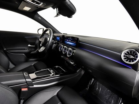Certified 2025 Mercedes-Benz CLA 250 image 30