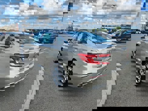 Used 2019 Honda Accord LX image 4