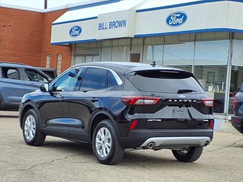 Certified 2023 Ford Escape Active w/ Tech Pack #2 image 2