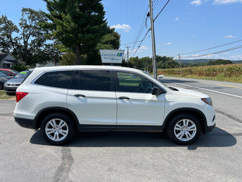 Used 2017 Honda Pilot LX image 3