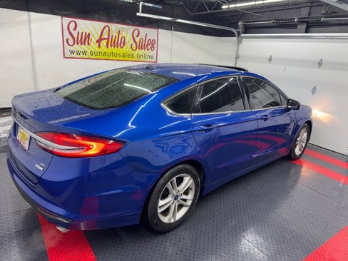 Used 2018 Ford Fusion SE image 15
