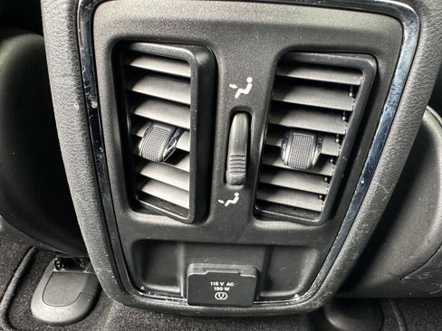 Used 2020 Jeep Grand Cherokee Altitude image 33