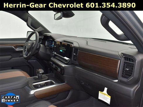 Used 2024 Chevrolet Silverado 1500 High Country w/ High Country Premium Package image 23